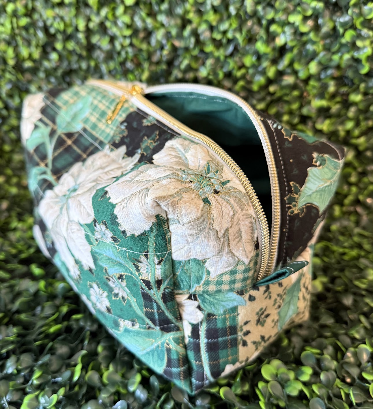 Large Green Floral Makeup Bag