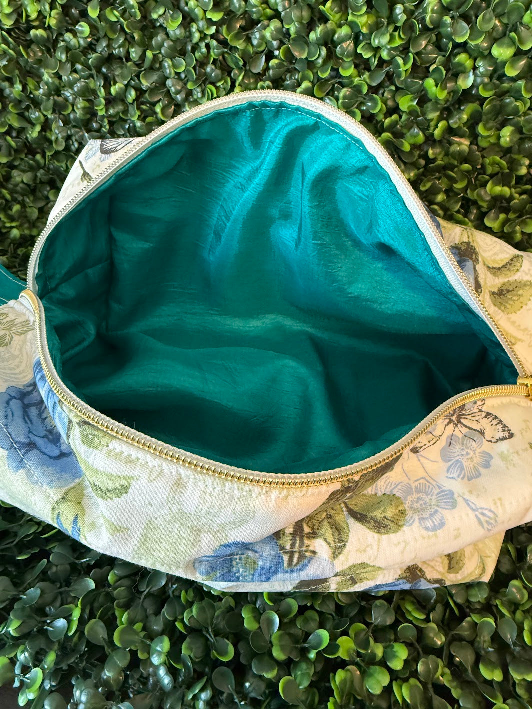 Large Blue Floral Makeup Bag