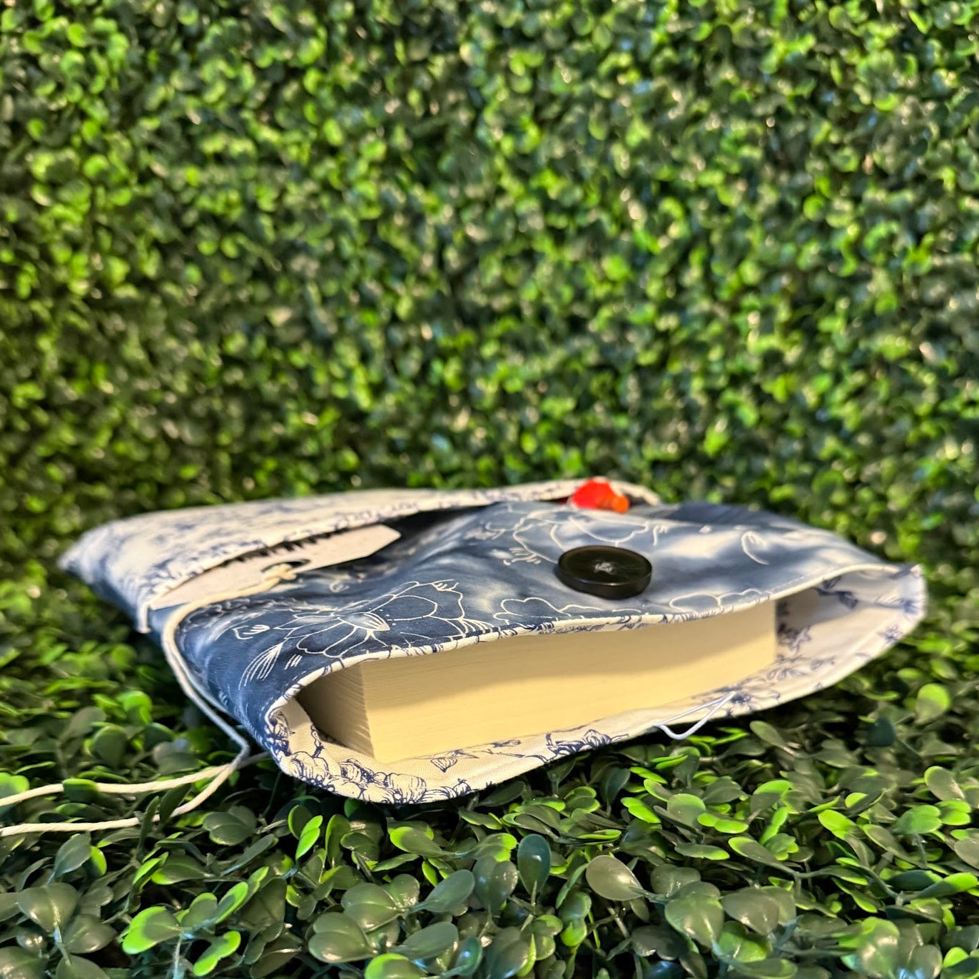 Blue and White Floral Book Sleeve