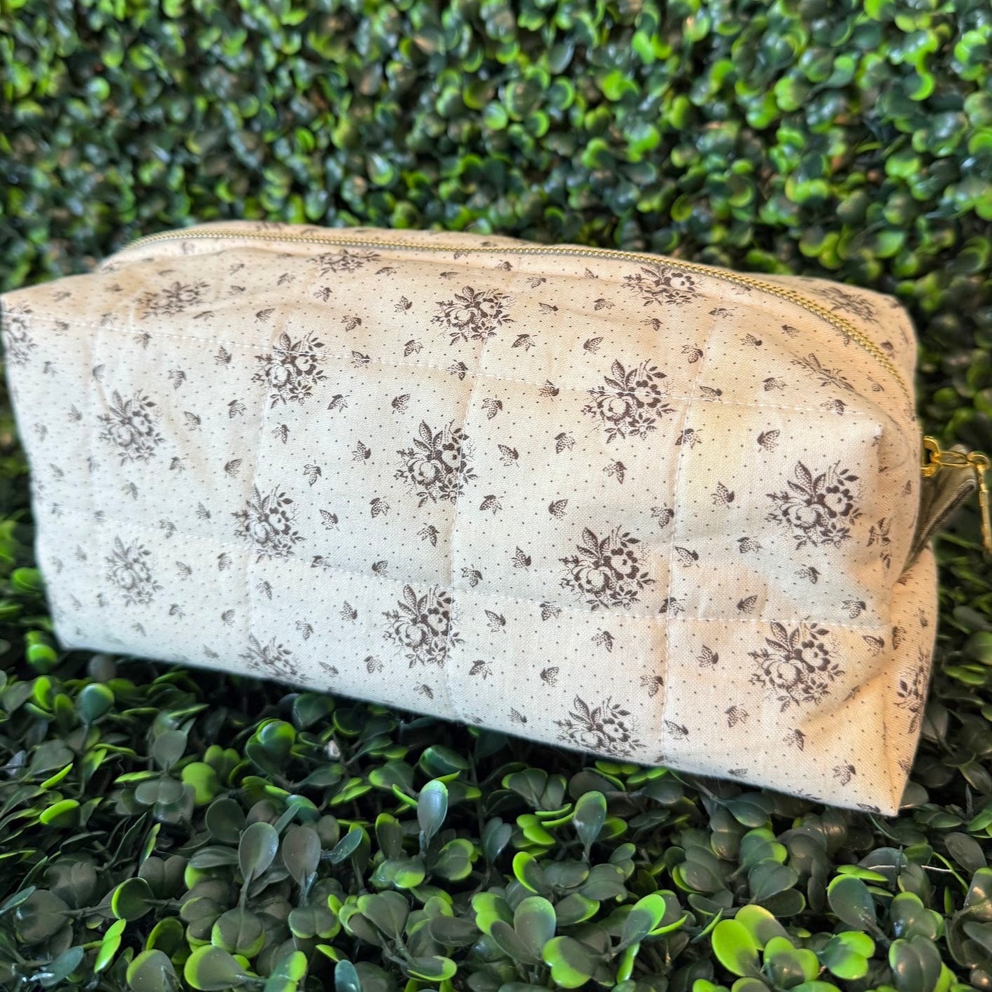 Medium Floral Makeup Bag