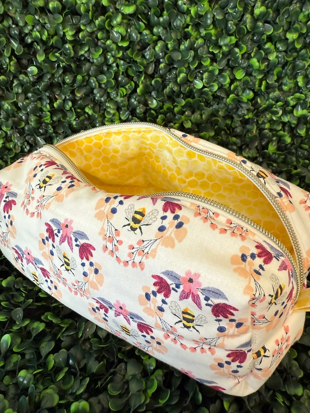 Medium Floral Bee Makeup Bag