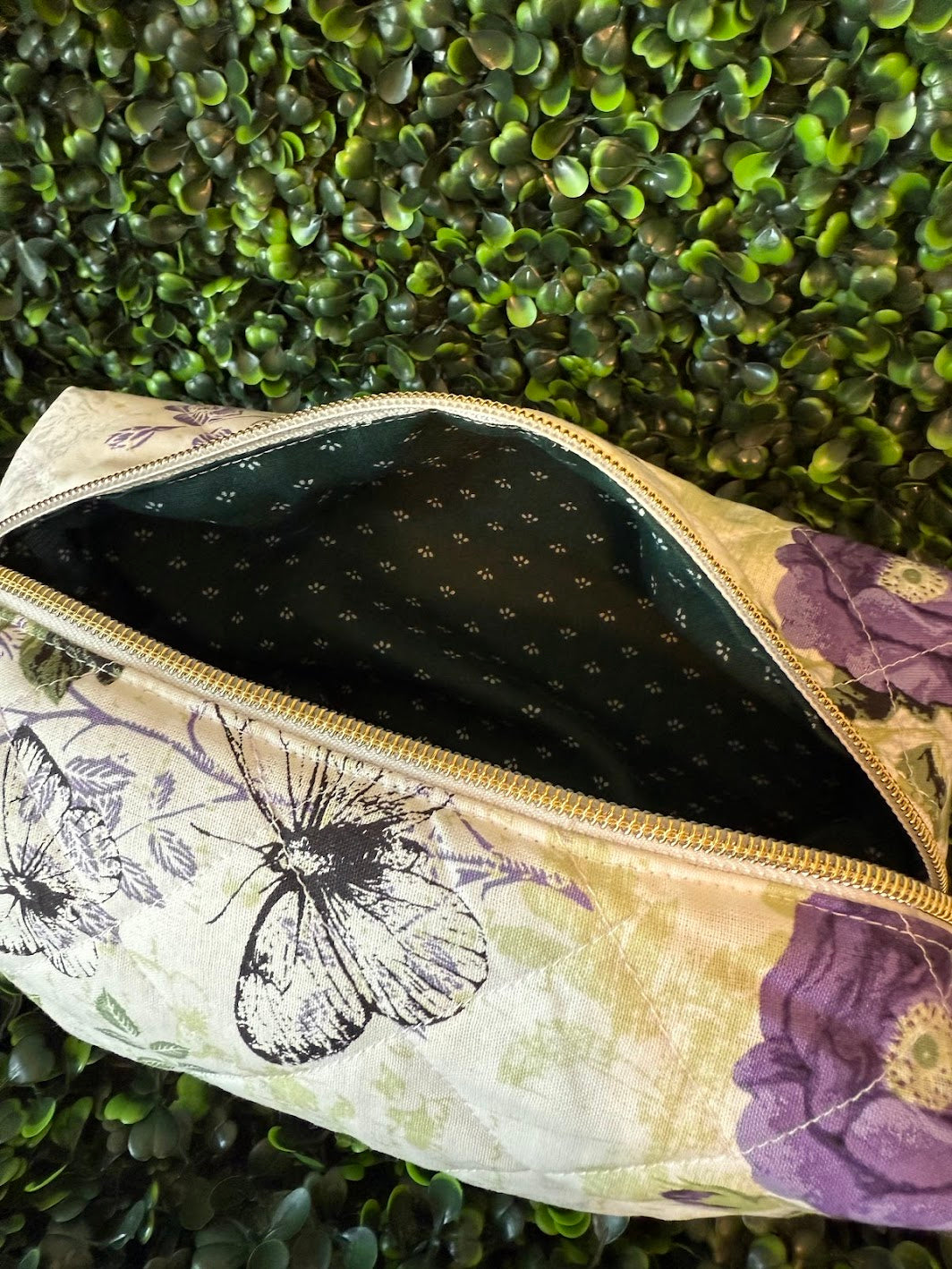 Medium Purple Floral Makeup Bag